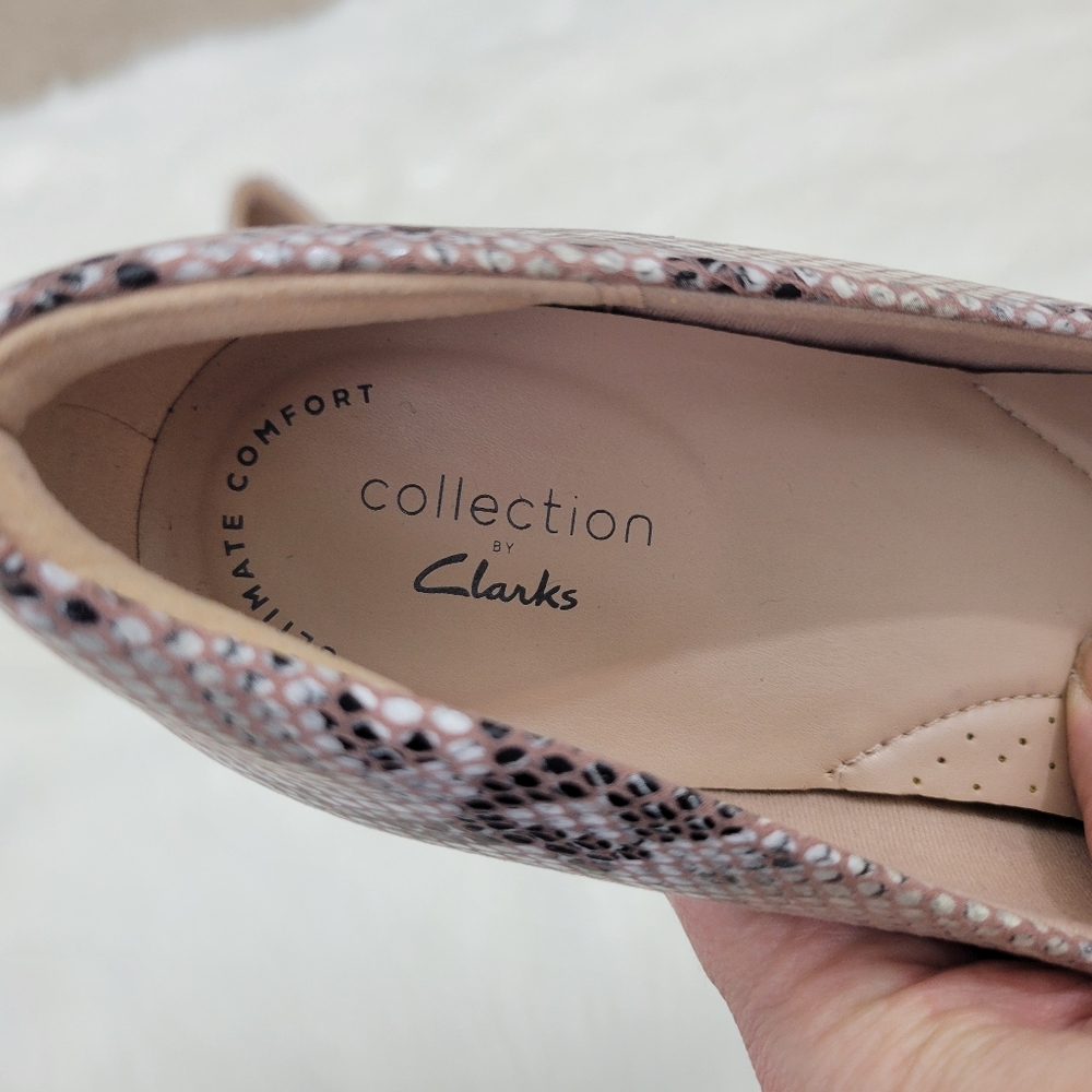 Clarks Marilyn Leah Snake Python Pumps 8 - Picture 4 of 6